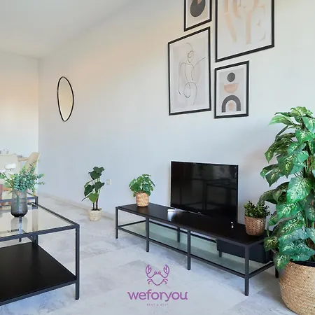 Weforyou Torrequebrada & Golf Apartment